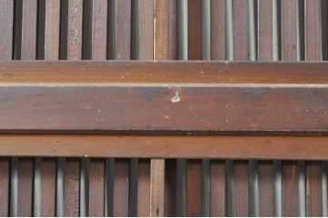 アンティーク建具　珍しい造りのガラス帯が目を惹く風情のある裏障子付き格子戸3枚セット(引き戸、障子戸、ガラス帯戸)(R-073505)