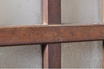 ビンテージ建具　和モダンな雰囲気を醸し出す格子入りガラス戸2枚セット(玄関戸、引き戸、格子戸、ヴィンテージ)(R-073507)