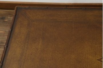 中古　美品　THEODORE ALEXANDER(セオドア・アレキサンダー)　オリエンタルな雰囲気漂うローテーブル(センターテーブル、リビングテーブル、英国)(R-073517)