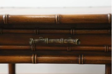 中古　美品　THEODORE ALEXANDER(セオドア・アレキサンダー)　オリエンタルな雰囲気漂うローテーブル(センターテーブル、リビングテーブル、英国)(R-073517)