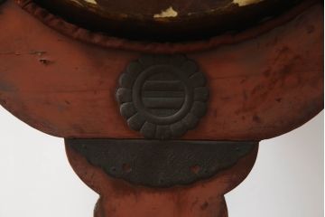 アンティーク　江戸〜明治　味わい深い風合いが魅力的な和太鼓(朱塗台付、神社、お寺、仏教美術、和楽器)(R-073520)
