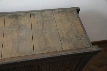 和製アンティーク　長い歳月を重ねた味わいが魅力の水屋箪笥サイドボード(時代箪笥、茶棚、収納棚、戸棚、引き出し、サイドキャビネット、テレビ台、テレビボード)(R-073529)
