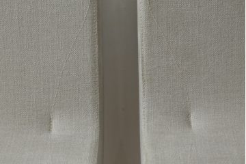 中古　短期展示品　美品　Cassinaixc.(カッシーナイクスシー)　Boomerang(ブーメラン)　シンプルで上品な佇まいが魅力のカウンターチェア3脚セット(回転椅子、ハイチェア、アームレスチェア、店舗什器)(R-073535)