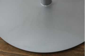 中古　短期展示品　美品　Cassinaixc.(カッシーナイクスシー)　Boomerang(ブーメラン)　シンプルで上品な佇まいが魅力のカウンターチェア3脚セット(回転椅子、ハイチェア、アームレスチェア、店舗什器)(R-073535)
