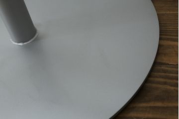 中古　短期展示品　美品　Cassinaixc.(カッシーナイクスシー)　Boomerang(ブーメラン)　シンプルで上品な佇まいが魅力のカウンターチェア3脚セット(回転椅子、ハイチェア、アームレスチェア、店舗什器)(R-073535)