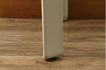 中古　Cassina(カッシーナ)　412　CAB(キャブ)　MARIO BELLINI(マリオベリーニ)　本革(レザー)　シンプルモダンな空間づくりに活躍するアームレスチェア(ダイニングチェア、椅子、イス)(定価約23万7千円)(R-073555)