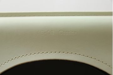 中古　Cassina(カッシーナ)　412　CAB(キャブ)　MARIO BELLINI(マリオベリーニ)　本革(レザー)　シンプルモダンな空間づくりに活躍するアームレスチェア(ダイニングチェア、椅子、イス)(定価約23万7千円)(R-073555)