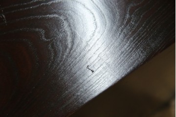 中古　岩谷堂箪笥　桜木作　立派な手打ち金具が目を惹く車箪笥　(R-073557)