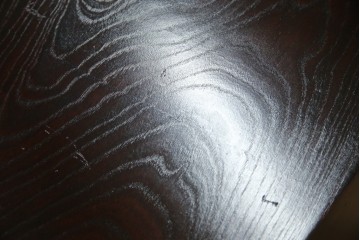 中古　岩谷堂箪笥　桜木作　立派な手打ち金具が目を惹く車箪笥　(R-073557)