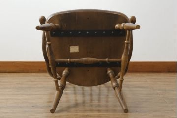 中古　柏木工　ゆったりとした座り心地が魅力的なウィンザーチェア1脚(ウインザーチェア、アームチェア、かしわ木工、KASHIWA、板座チェア、椅子、イス)(R-073558)