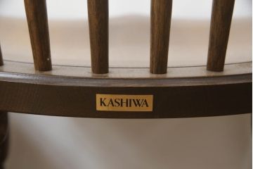 【★K様ご決済用】中古　柏木工　ゆったりとした座り心地が魅力的なウィンザーチェア(ウインザーチェア、かしわ木工、KASHIWA、ダイニングチェア、板座チェア、椅子、イス)(R-073559)