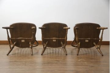 【★K様ご決済用】中古　柏木工　ゆったりとした座り心地が魅力的なウィンザーチェア(ウインザーチェア、かしわ木工、KASHIWA、ダイニングチェア、板座チェア、椅子、イス)(R-073559)