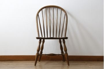【★K様ご決済用】中古　柏木工　ゆったりとした座り心地が魅力的なウィンザーチェア(ウインザーチェア、かしわ木工、KASHIWA、ダイニングチェア、板座チェア、椅子、イス)(R-073559)