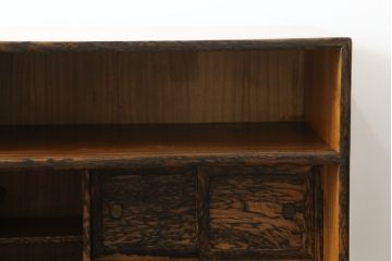 和製アンティーク　前面黒柿　独特な杢目が目を惹く二段重ねの茶箪笥(茶棚、収納棚、戸棚)(R-073560)