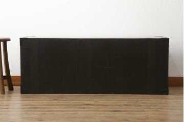 和製アンティーク　上手物!!　前面欅(ケヤキ)材　木地呂塗り　落ち着いた色味と希少な龍の金具が魅力の仙台姫箪笥ローボード(テレビ台、仙台箪笥、和たんす、収納箪笥、衣装箪笥、引き出し)(R-073563)