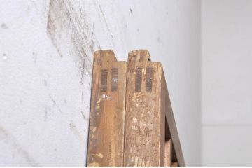 アンティーク建具　落ち着いた和の雰囲気を演出する組子入りガラス戸2枚セット(引き戸)(R-073570)