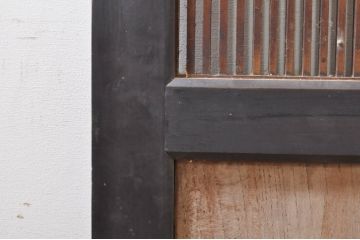 アンティーク建具　鏡板　欅(ケヤキ)材　風情のある佇まいが魅力的な幅広格子帯戸2枚セット(引き戸、格子戸)(R-073571)