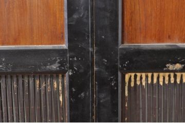 アンティーク建具　鏡板　欅(ケヤキ)材　風情のある佇まいが魅力的な幅広格子帯戸2枚セット(引き戸、格子戸)(R-073571)
