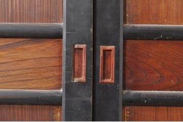 アンティーク建具　落ち着いた和の空間を演出する幅広帯戸2枚セット(引き戸、板戸)(R-073573)