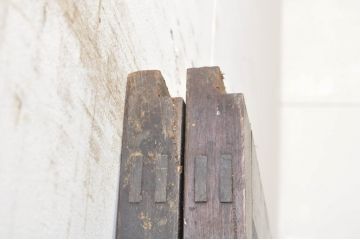 アンティーク建具　落ち着いた和の空間を演出する幅広帯戸2枚セット(引き戸、板戸)(R-073573)