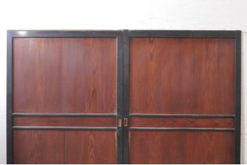 アンティーク建具　落ち着いた和の空間を演出する幅広帯戸2枚セット(引き戸、板戸)(R-073575)
