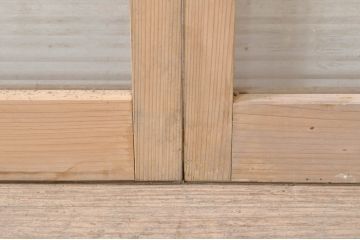 アンティーク建具　素朴な木味が魅力的なガラス窓2枚セット(引き戸、ガラス戸)(R-073578)