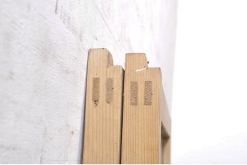 アンティーク建具　素朴な木味が魅力的なガラス窓2枚セット(引き戸、ガラス戸)(R-073578)
