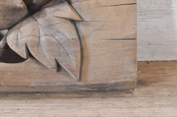 アンティーク建具　武之作　迫力ある大輪の椿が目を惹く彫刻欄間1枚(明り取り、明かり取り)(R-073595)