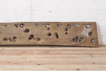 アンティーク建具　武之作　迫力ある大輪の椿が目を惹く彫刻欄間1枚(明り取り、明かり取り)(R-073595)
