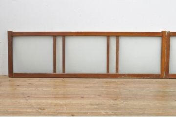 アンティーク建具　どこか懐かしい雰囲気を醸し出すガラス欄間2枚セット(明り取り、明かり取り、ランマ)(R-073597)