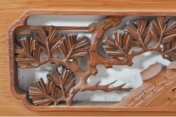 ビンテージ建具　躍動感あふれる鶴と松が目を惹く彫刻欄間2枚セット(明かり取り、明り取り、ヴィンテージ)(R-073598)