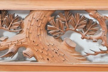 ビンテージ建具　躍動感あふれる鶴と松が目を惹く彫刻欄間2枚セット(明かり取り、明り取り、ヴィンテージ)(R-073598)