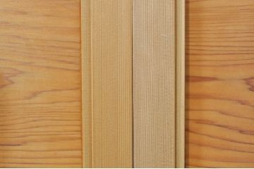 ビンテージ建具　躍動感あふれる鶴と松が目を惹く彫刻欄間2枚セット(明かり取り、明り取り、ヴィンテージ)(R-073598)