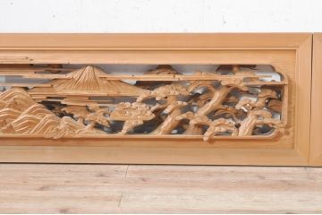 ビンテージ建具　東峯刀　繊細な彫刻と躍動感あるデザインが見事な彫刻欄間2枚セット(明り取り、明かり取り、在銘あり、ヴィンテージ)(R-073599)