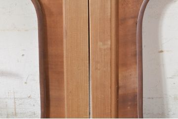 アンティーク建具　井波彫刻　横山一夢　一夢刀　欅(ケヤキ)材　力強い菊の図柄が美しい彫刻欄間2枚セット(明り取り、明かり取り、在銘あり)(R-073600)