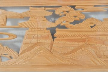 ビンテージ建具　風情ある松と城の図柄が美しい彫刻欄間2枚セット(明かり取り、明り取り、ヴィンテージ)(R-073601)