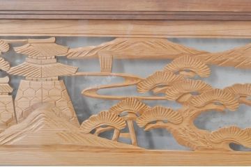 ビンテージ建具　風情ある松と城の図柄が美しい彫刻欄間2枚セット(明かり取り、明り取り、ヴィンテージ)(R-073601)