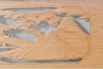 ビンテージ建具　風情ある松と城の図柄が美しい彫刻欄間2枚セット(明かり取り、明り取り、ヴィンテージ)(R-073601)
