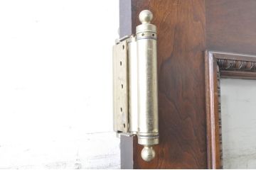 アメリカビンテージ　取っ手デザインが素敵!空間のアクセントになる大振りなドア1枚(扉、ガラス扉、ヴィンテージ、建具)(R-073606)