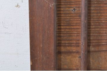 アンティーク建具　欅(ケヤキ)材枠　和の空間を演出する縦桟板戸窓2枚セット(引き戸、格子戸)(R-073611)