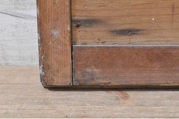 アンティーク建具　欅(ケヤキ)材枠　和の空間を演出する縦桟板戸窓2枚セット(引き戸、格子戸)(R-073611)