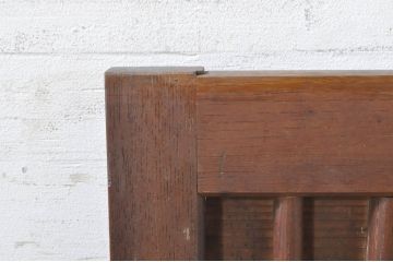 アンティーク建具　欅(ケヤキ)材枠　和の空間を演出する縦桟板戸窓2枚セット(引き戸、格子戸)(R-073613)