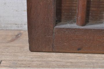 アンティーク建具　欅(ケヤキ)材枠　和の空間を演出する縦桟板戸窓2枚セット(引き戸、格子戸)(R-073613)