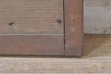 アンティーク建具　欅(ケヤキ)材枠　和の空間を演出する縦桟板戸窓2枚セット(引き戸、格子戸)(R-073613)