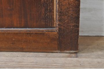 アンティーク建具　総欅(ケヤキ)材　経年を感じさせる木味が魅力の板戸窓2枚セット(引き戸)(R-073614)