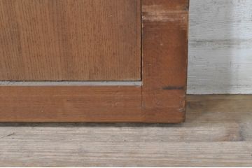 アンティーク建具　総欅(ケヤキ)材　経年を感じさせる木味が魅力の板戸窓2枚セット(引き戸)(R-073614)