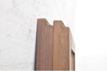 アンティーク建具　総欅(ケヤキ)材　経年を感じさせる木味が魅力の板戸窓2枚セット(引き戸)(R-073615)