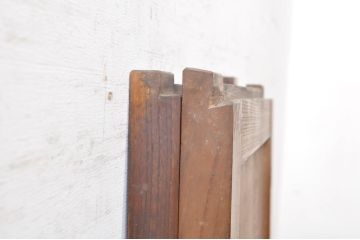 アンティーク建具　経年を感じさせる木味が魅力の板戸窓2枚セット(引き戸)(R-073616)