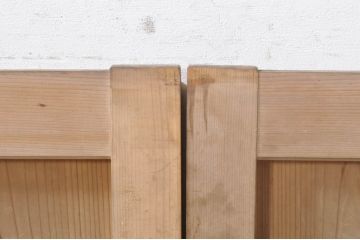 アンティーク建具　檜(ヒノキ)材　明るい木味であたたかな空間を演出する横桟板戸窓2枚セット(舞良戸、引き戸、まいらど)(R-073617)