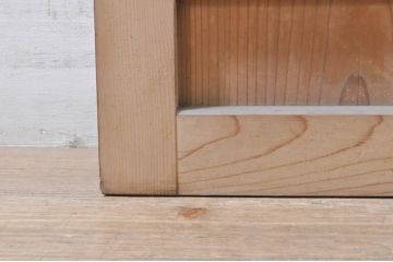 アンティーク建具　檜(ヒノキ)材　明るい木味であたたかな空間を演出する横桟板戸窓2枚セット(舞良戸、引き戸、まいらど)(R-073617)